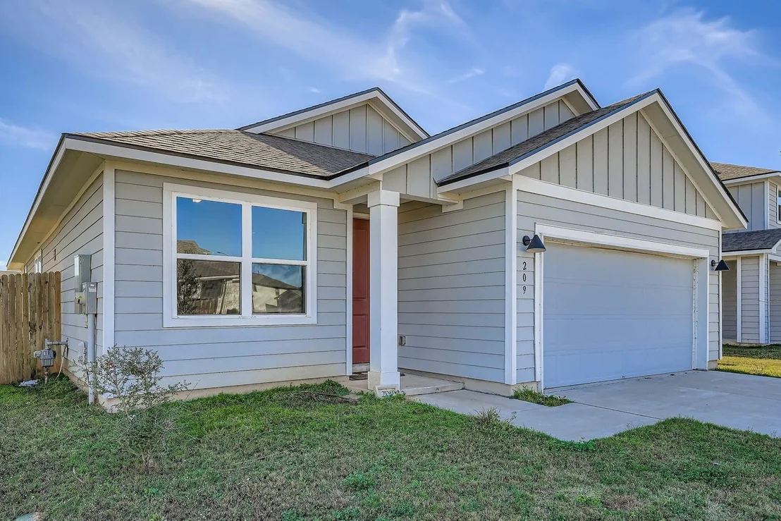 Photo of 209 Watercourse WAY