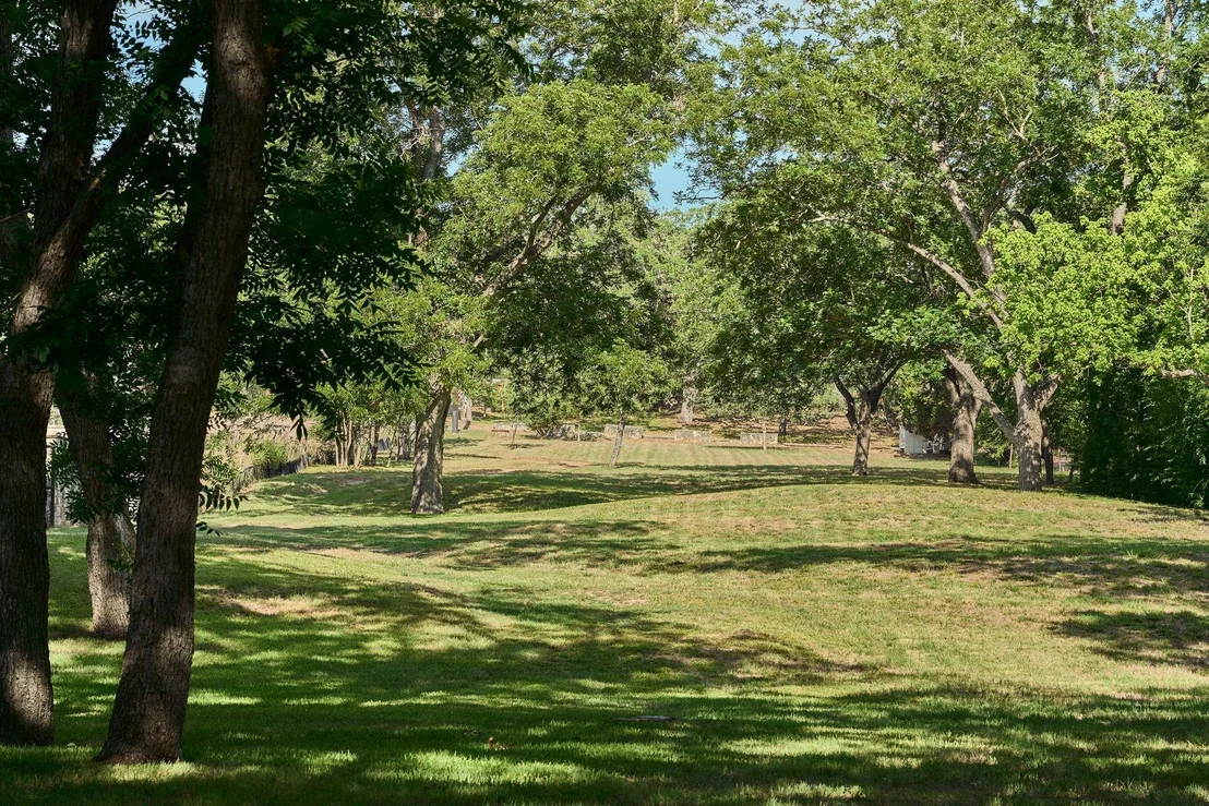 Photo of 2701 River Hills RD