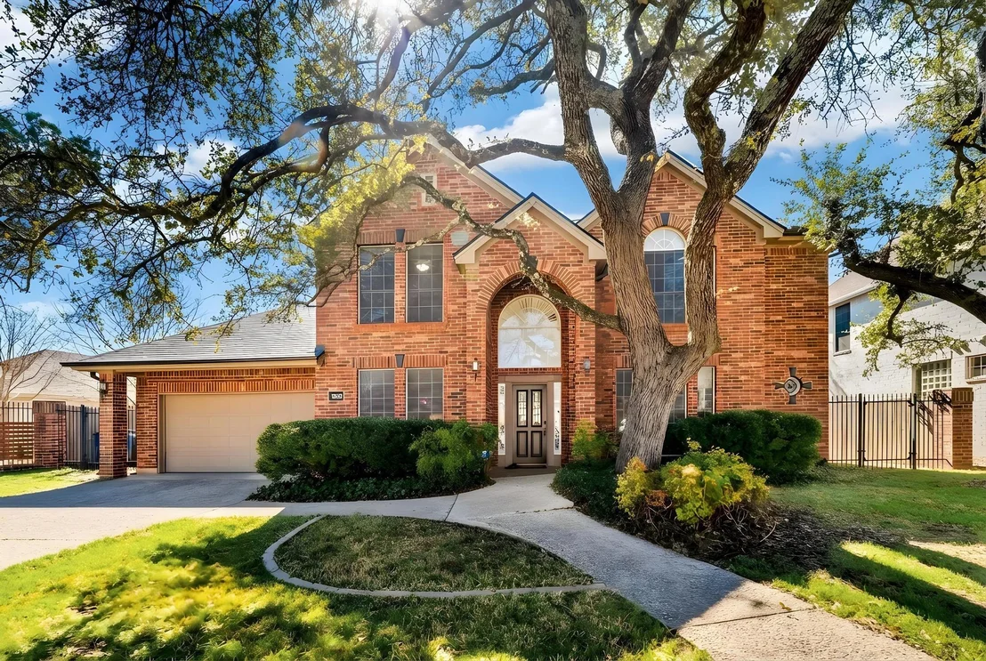 Photo of 8205 Crabtree DR