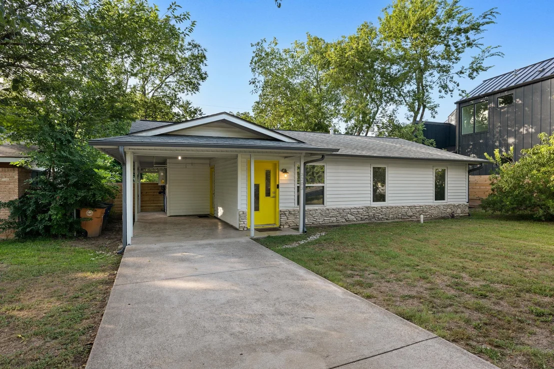 Photo of 3203 Dolphin DR