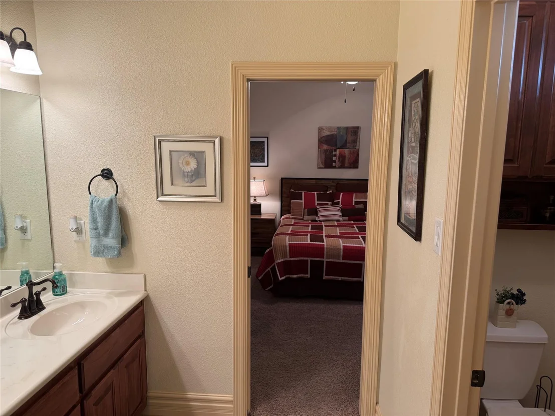 Photo of 385 Green Park DR