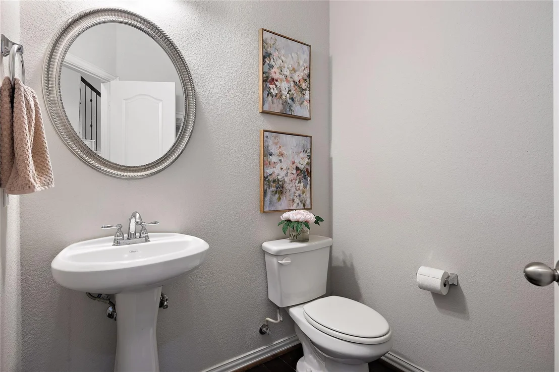 Photo of 223 Volterra CV