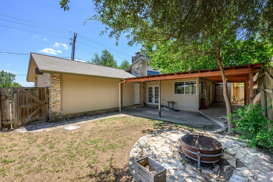 Photo of 900 Austin Highlands BLVD