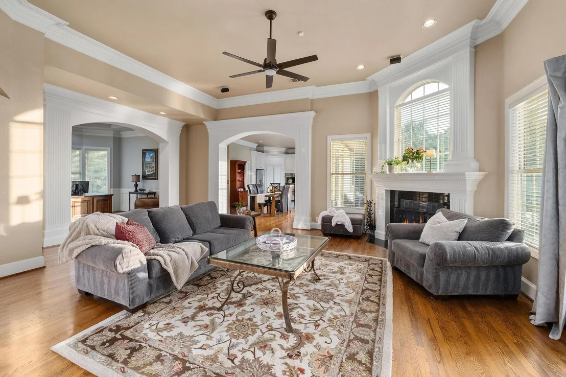 Photo of 109 INDIAN BEND DR