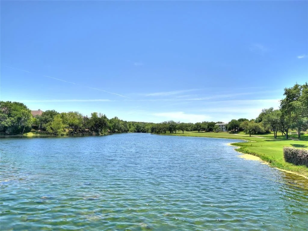 Photo of 2 Glen Rock DR