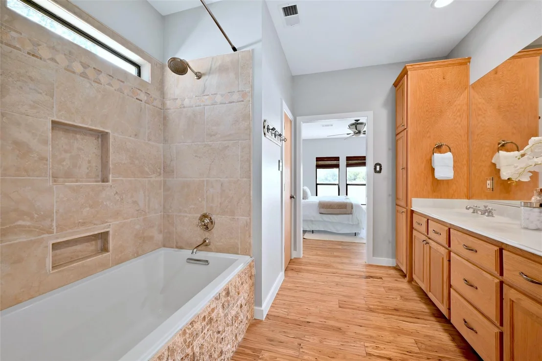Photo of 111 Ridge Harbor DR
