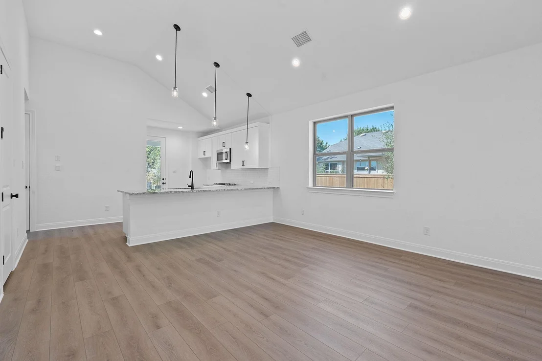 Photo of 330 Orleanian DR