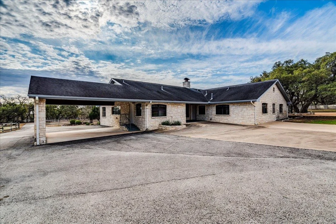 Photo of 1175 Enchanted Oaks DR