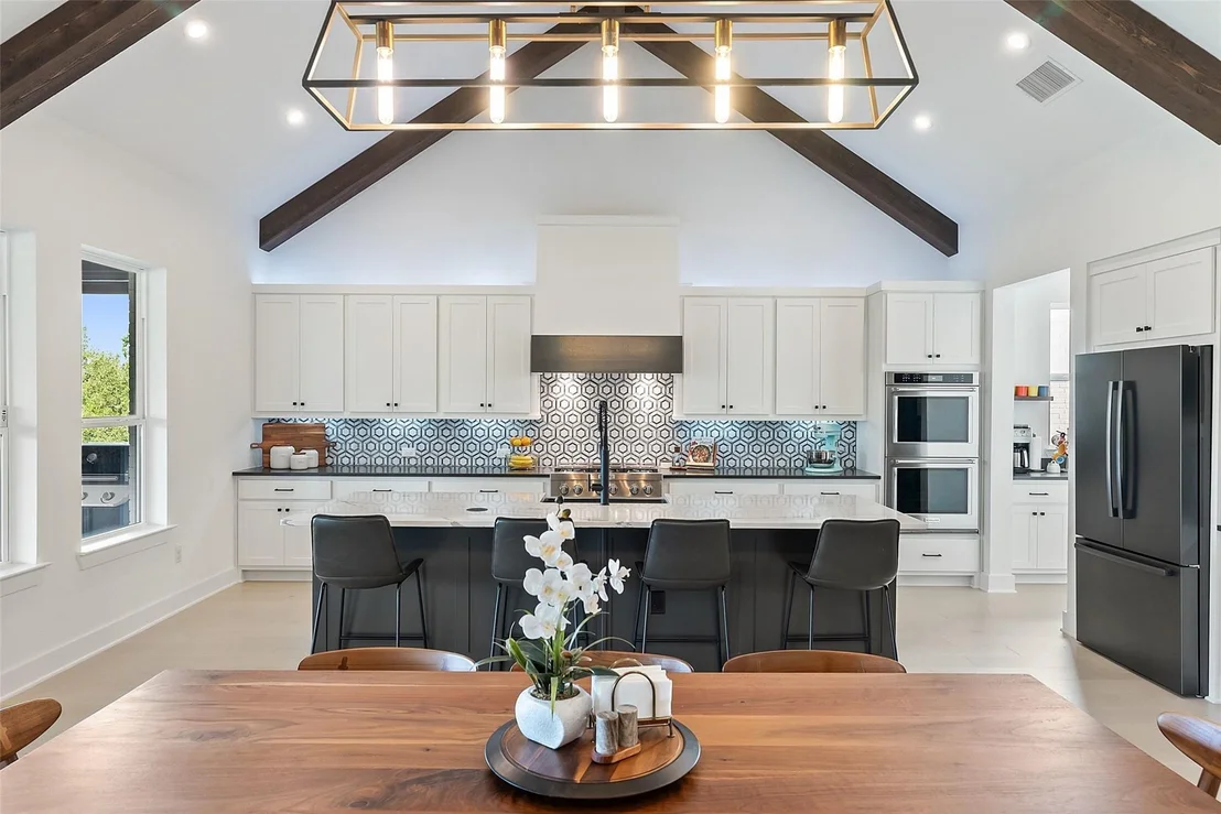 Photo of 544 Castillo BND