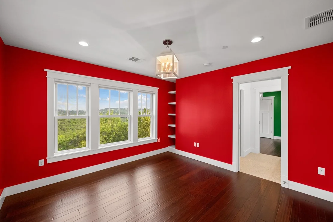 Photo of 5102 Beverly Hills DR