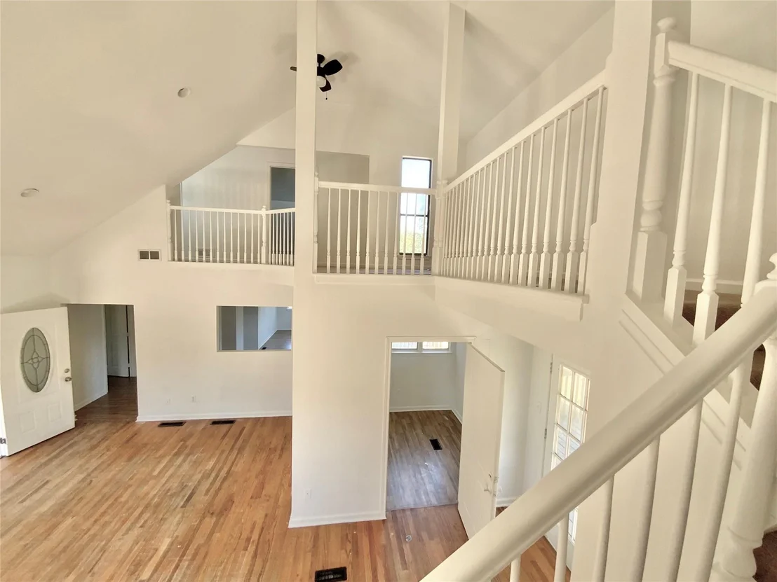 Photo of 289 Flaming Oak DR