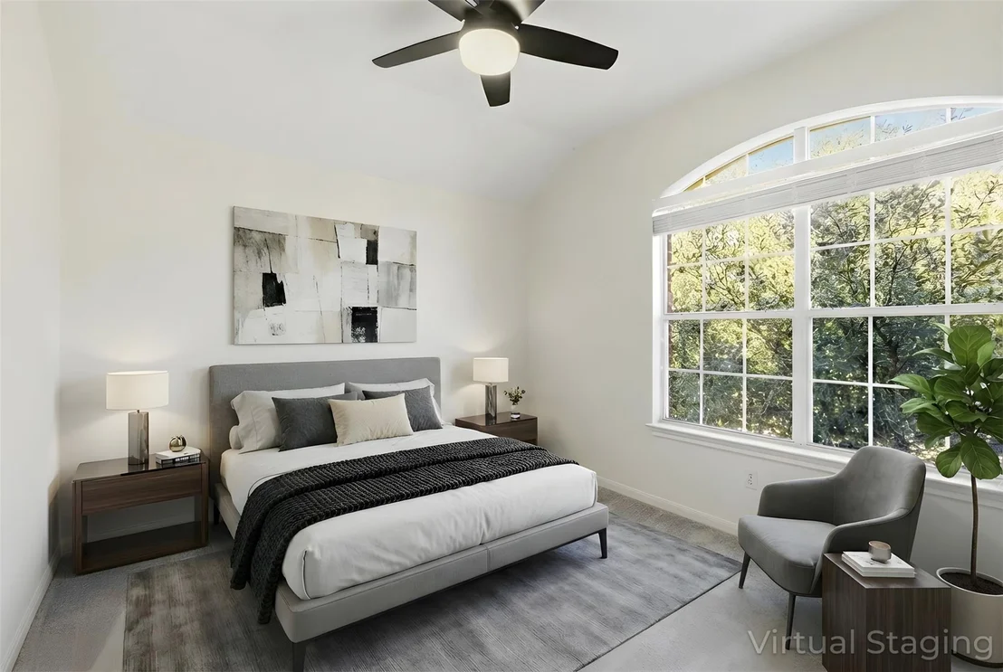 Photo of 1502 Summercrest BLVD