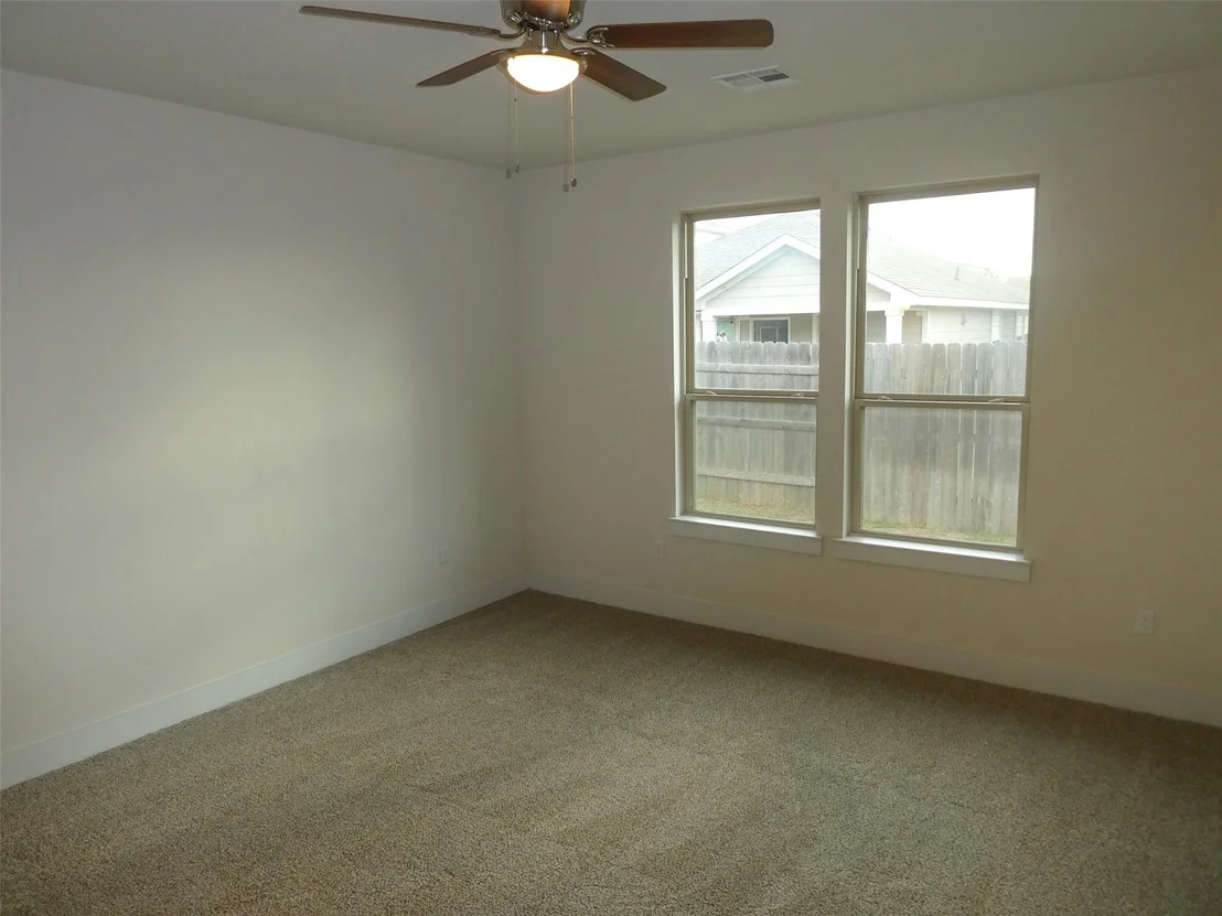 Photo of 8201 Greyhawk CV