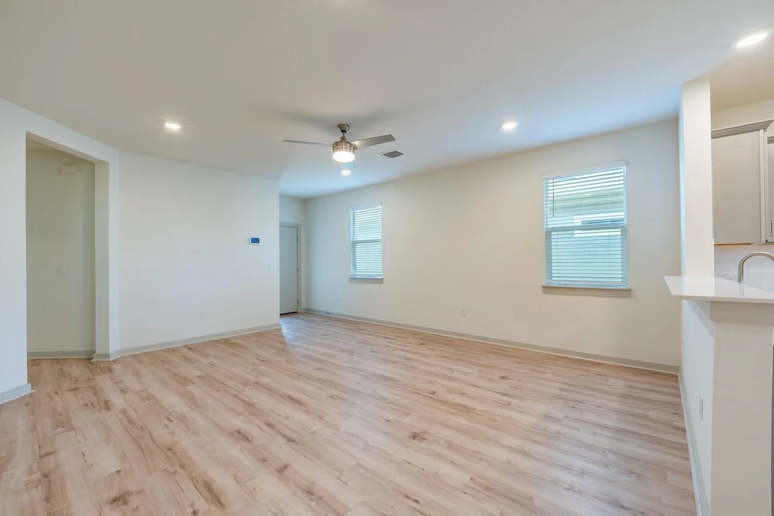 Photo of 10801 Meris LN