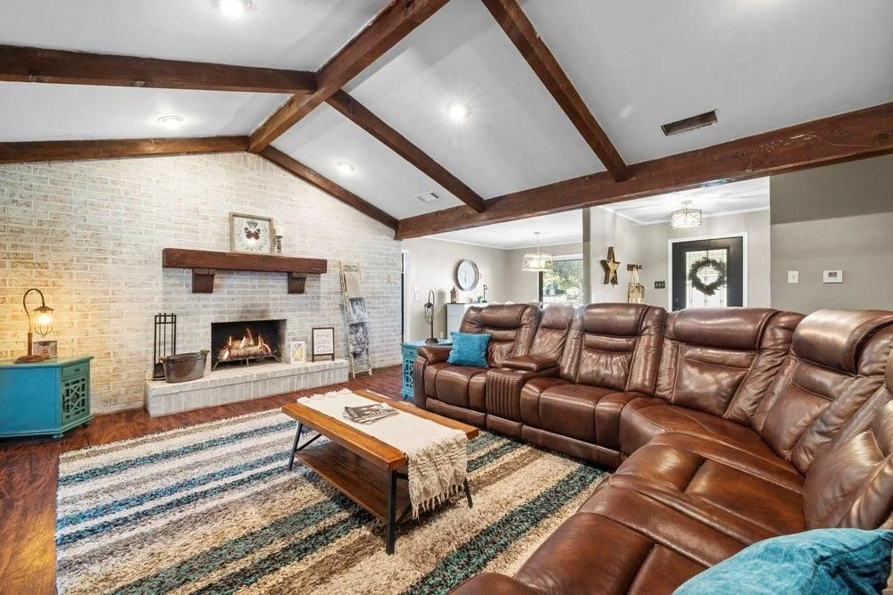 Photo of 915 Mill Creek DR