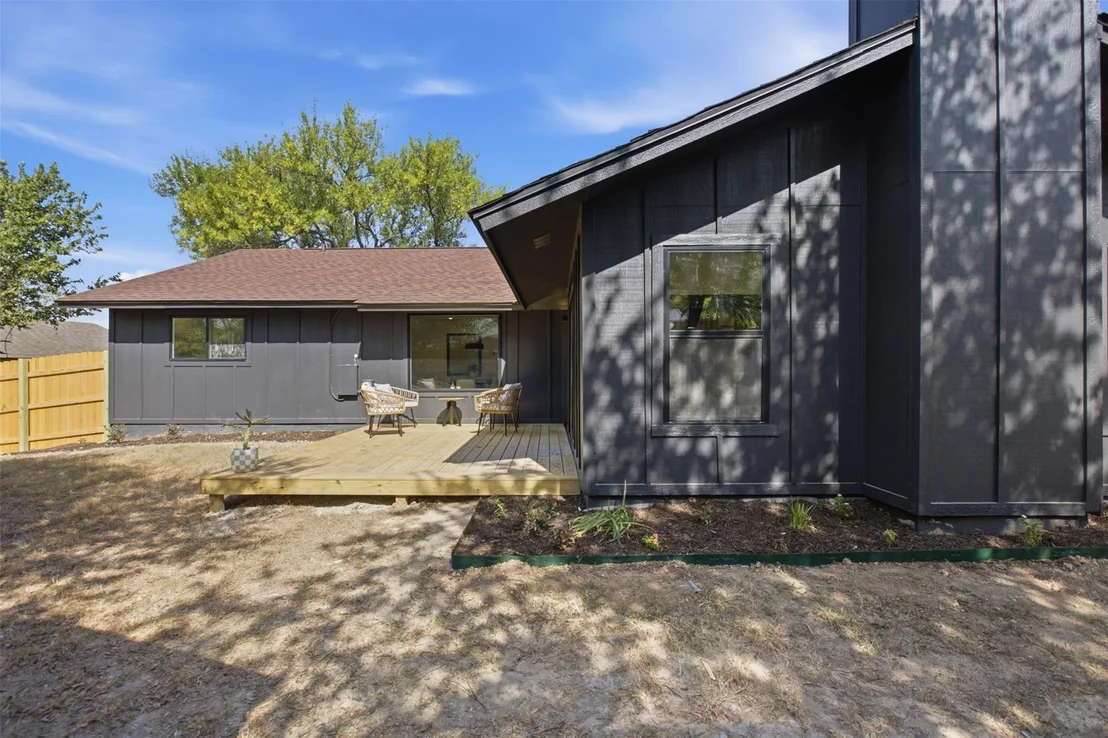 Photo of 5001 Bundyhill DR