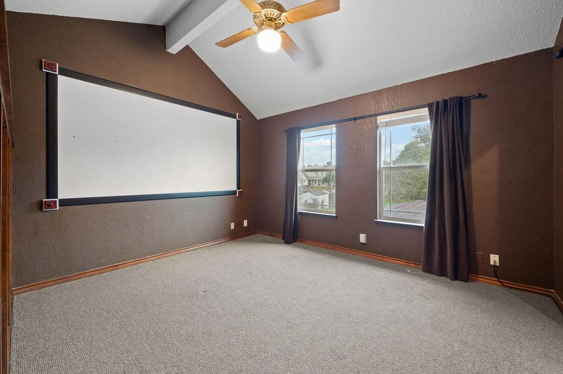 Photo of 413 Spring Valley RD