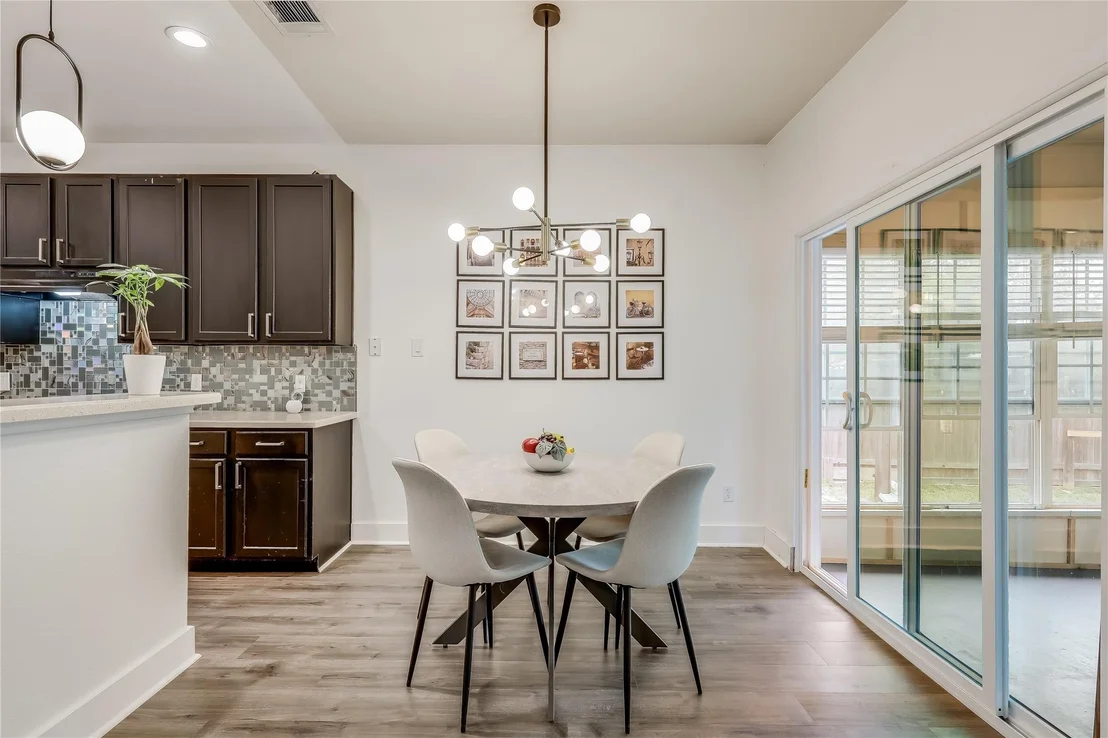 Photo of 400 Olmos DR