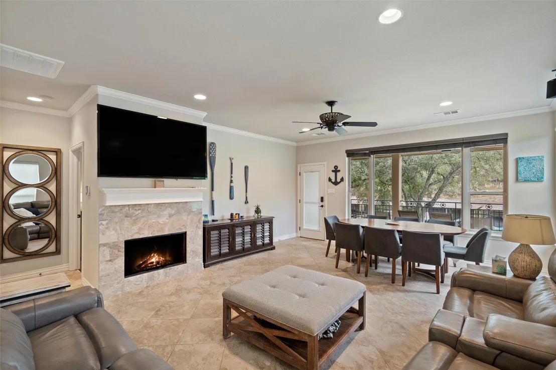 Photo of 118 Bridgepoint DR