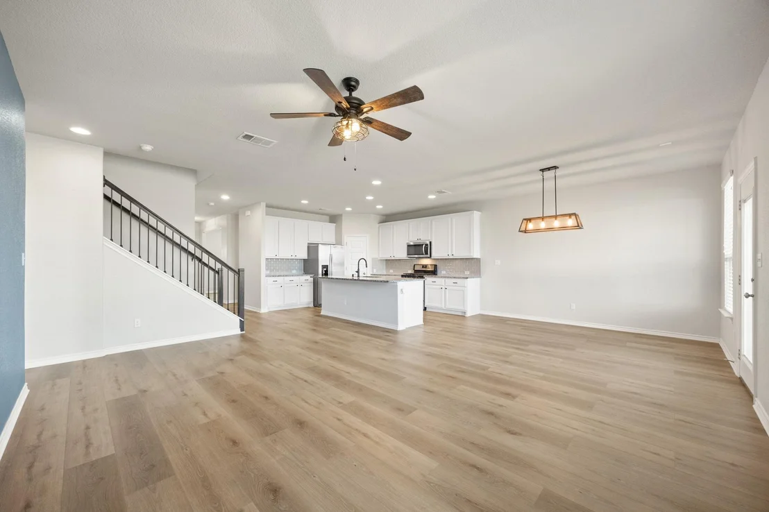 Photo of 5408 Vanner PATH