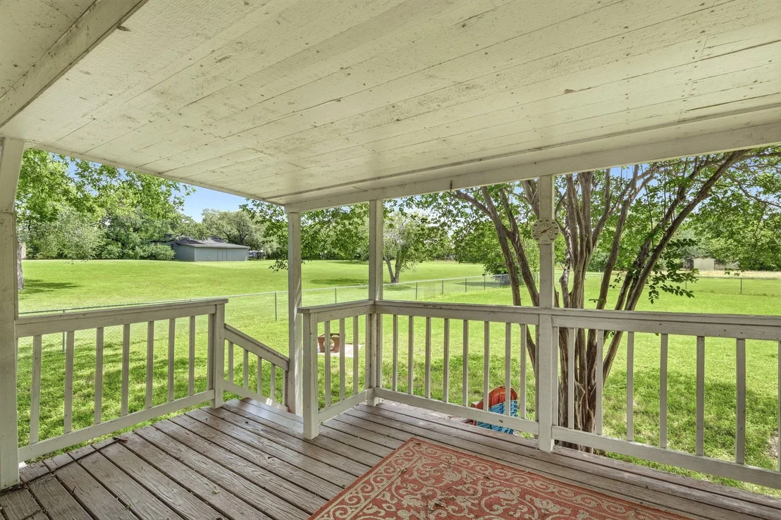 Photo of 903 SUMMIT CRES