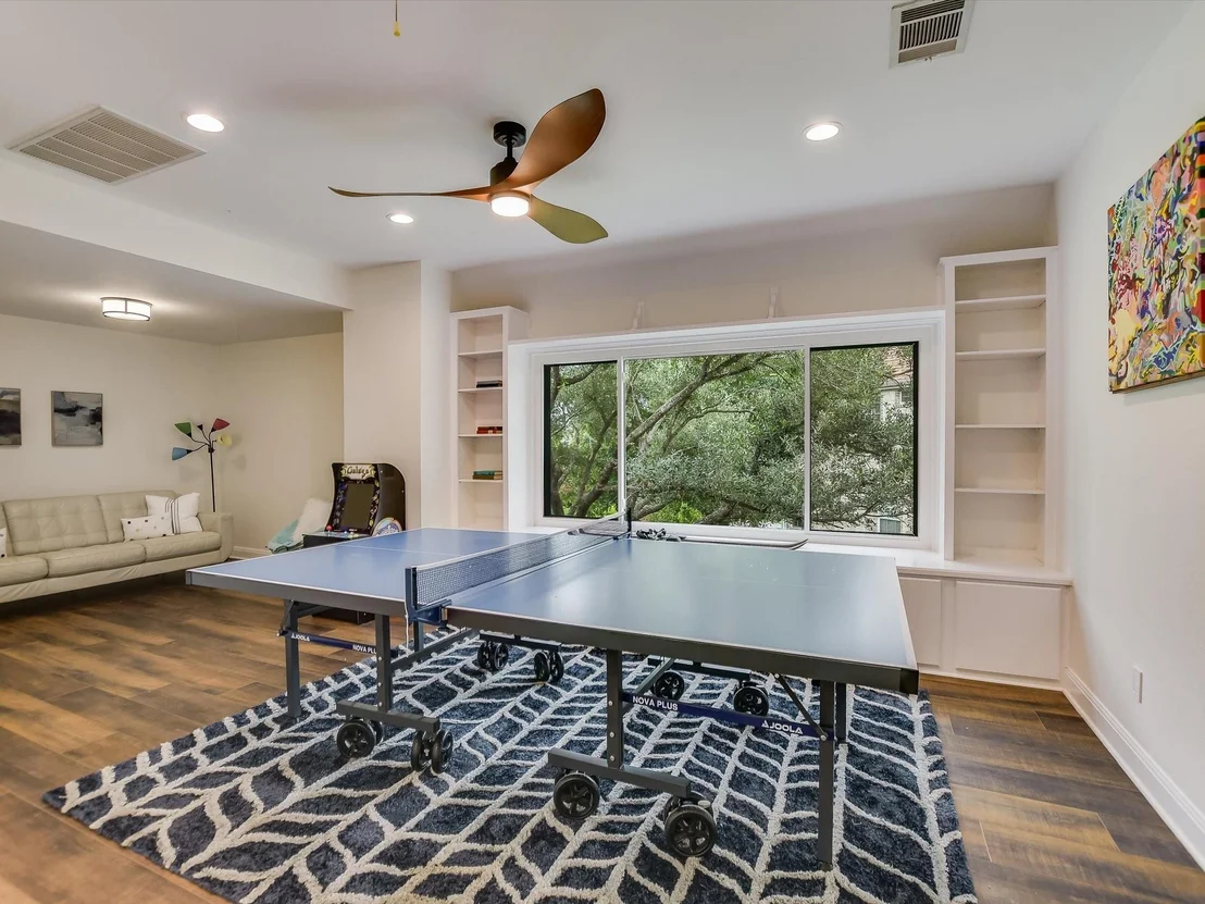 Photo of 2222 Hamlet CIR