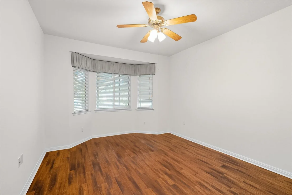 Photo of 112 Vinca DR