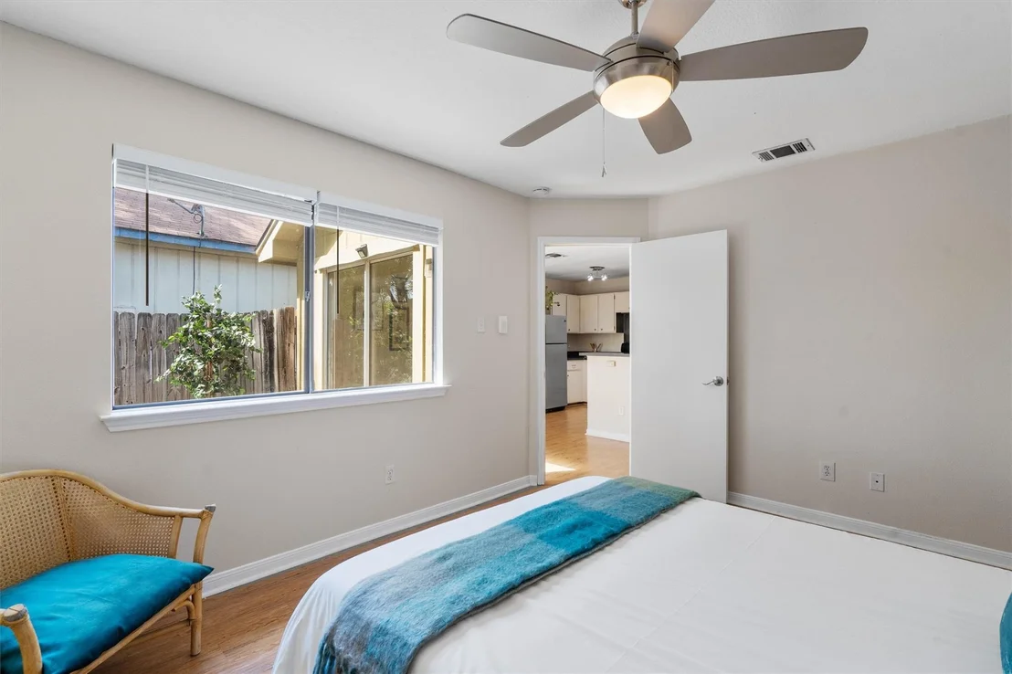 Photo of 1809 Heatherglen LN