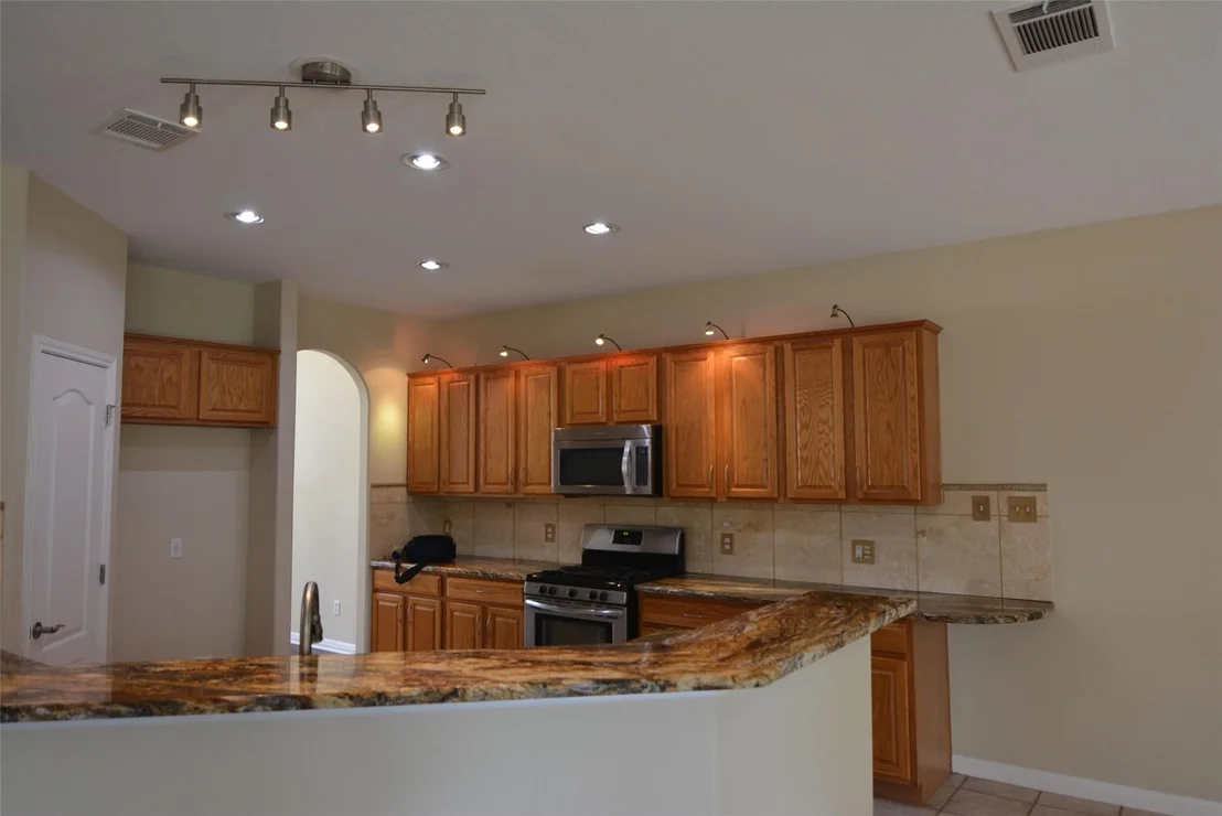 Photo of 2400 Nan LN