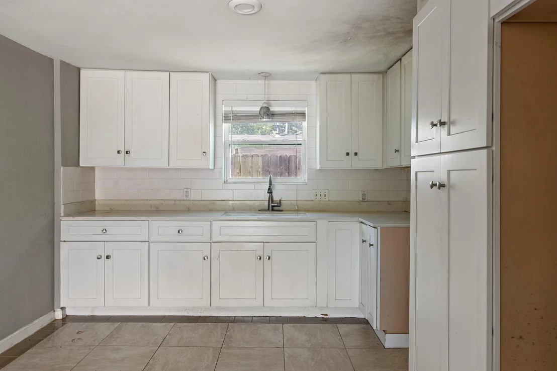 Photo of 7402 Providence Ave