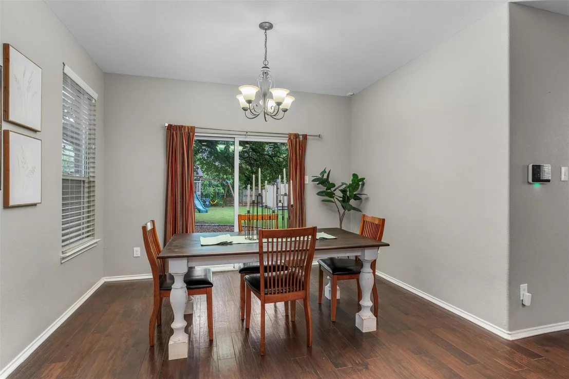 Photo of 1032 Clove Hitch DR