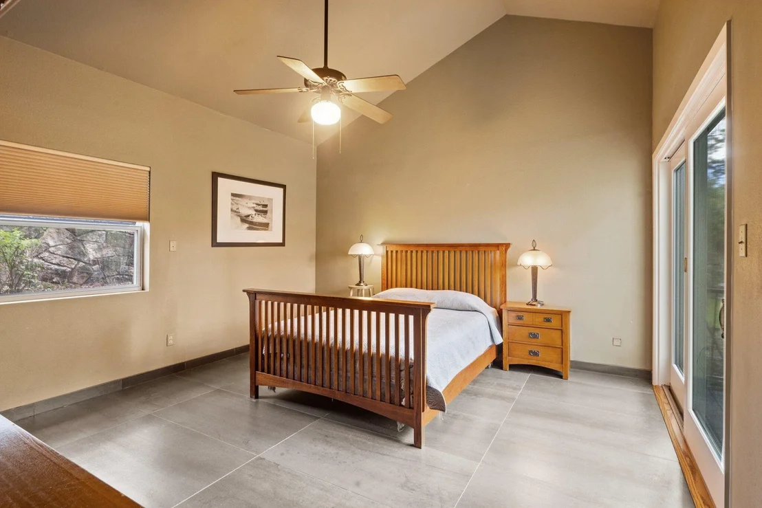 Photo of 2300 Toro Canyon RD