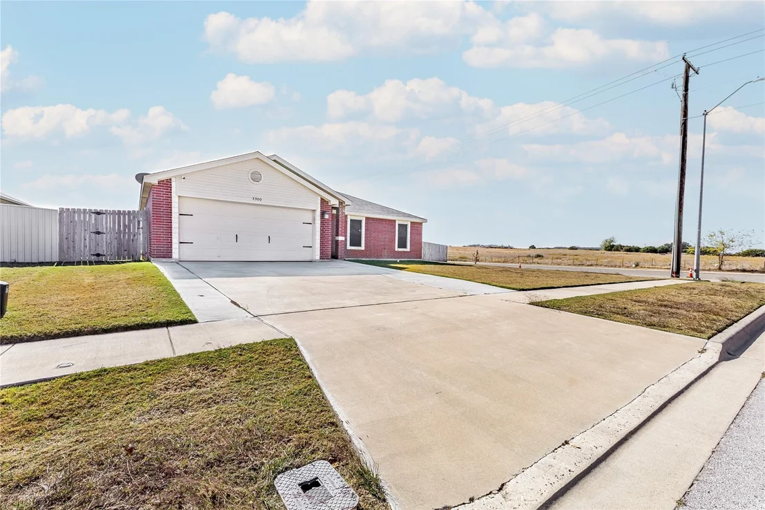Photo of 3300 Rockwall DR