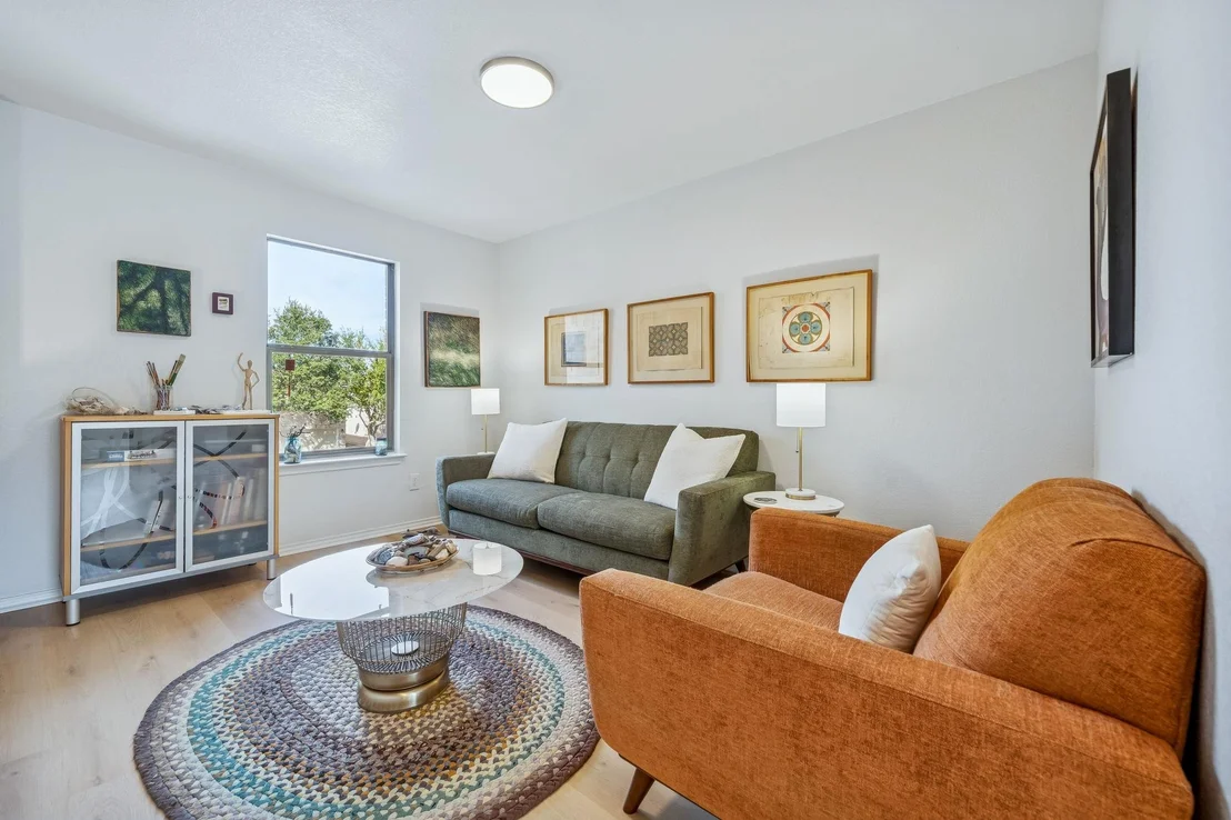 Photo of 8609 Quinton CV
