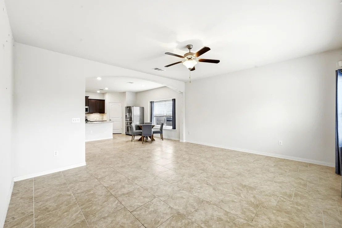 Photo of 10240 Crescendo LN