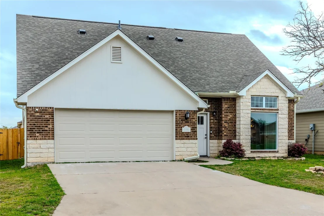 Photo of 7916 Hawthorn