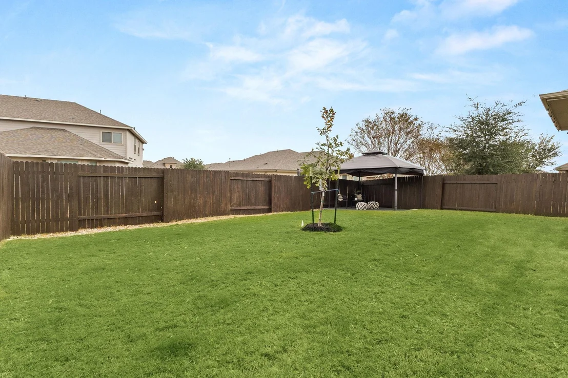 Photo of 290 Tailwind DR