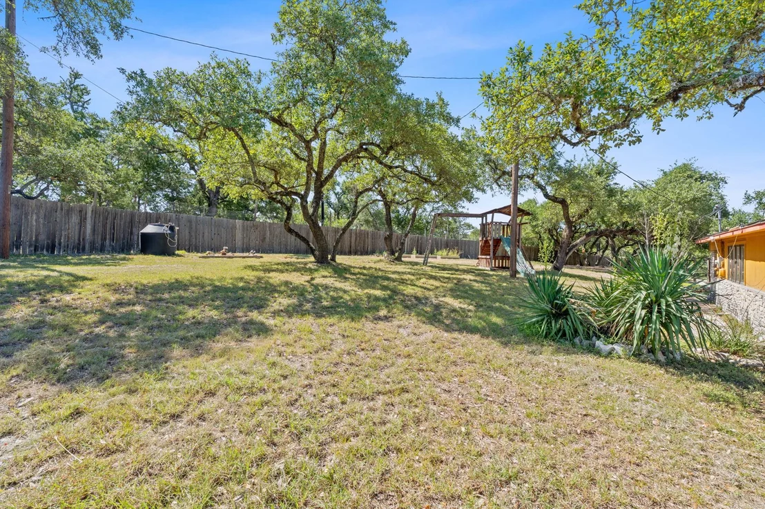 Photo of 8705 S View RD