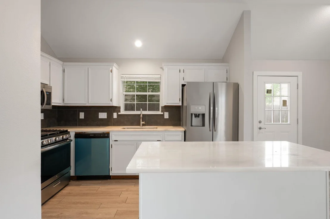 Photo of 1551 Parkfield CIR
