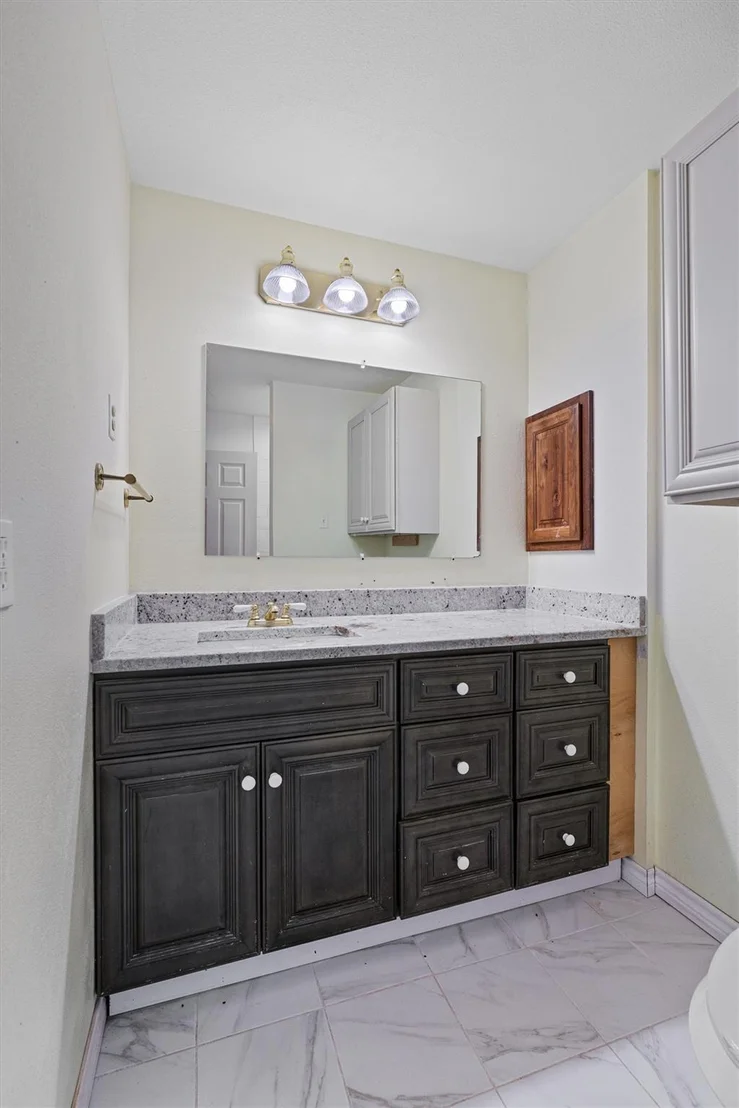 Photo of 601 Deertrail DR