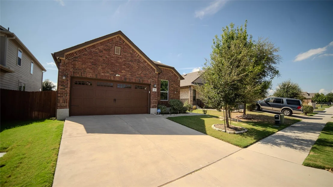 Photo of 325 Tordesillas DR