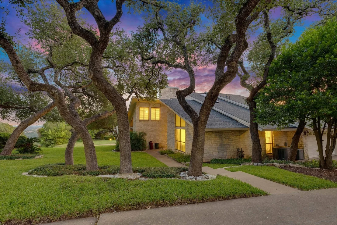 Photo of 6810 Jester BLVD