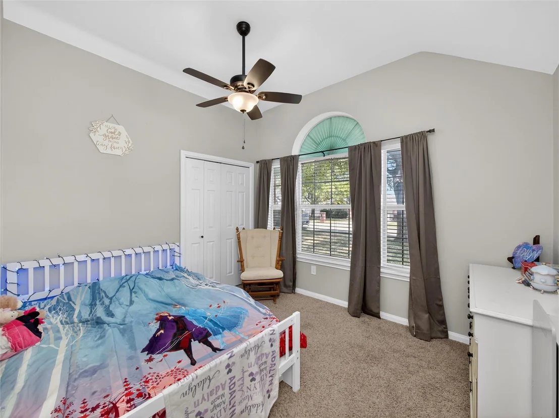 Photo of 2407 Kingsbury DR