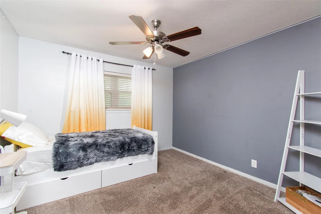 Photo of 531 Santa Rosa RD