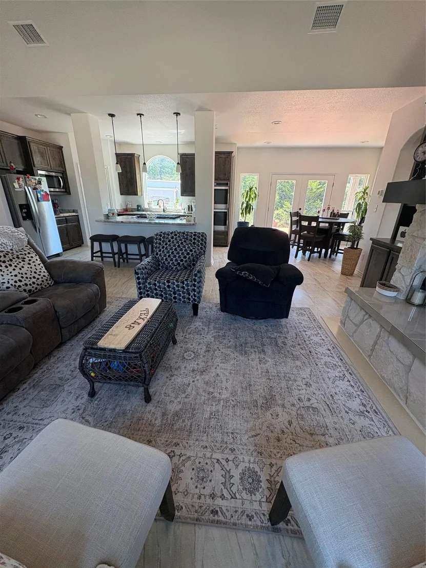 Photo of 668 Fairview DR