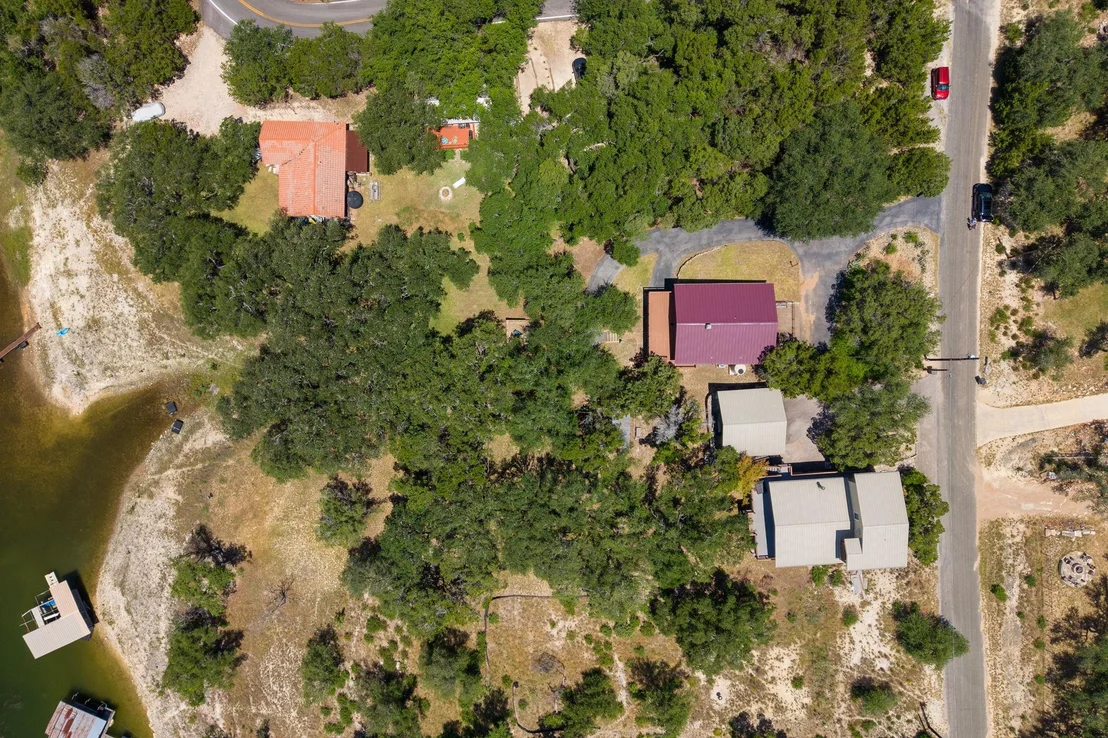 Photo of 1105 Edgewater DR