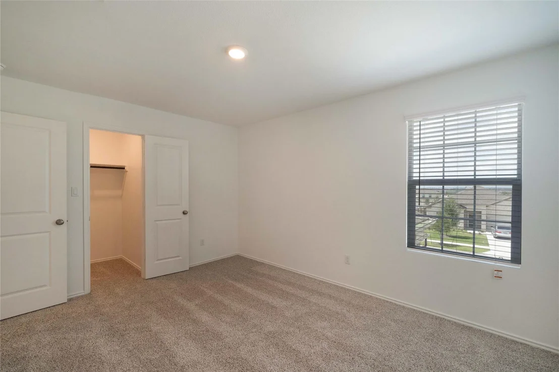 Photo of 932 Mallow RD