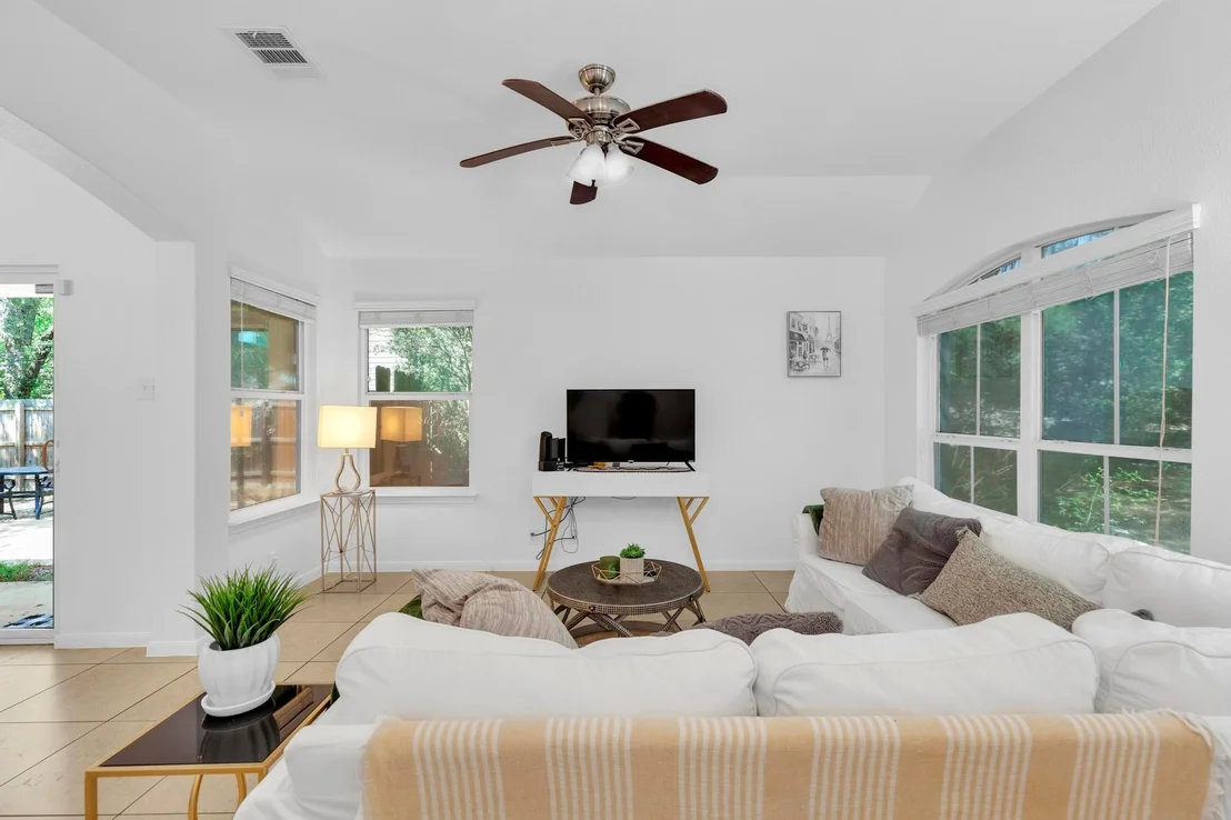 Photo of 2005 Ridge View DR