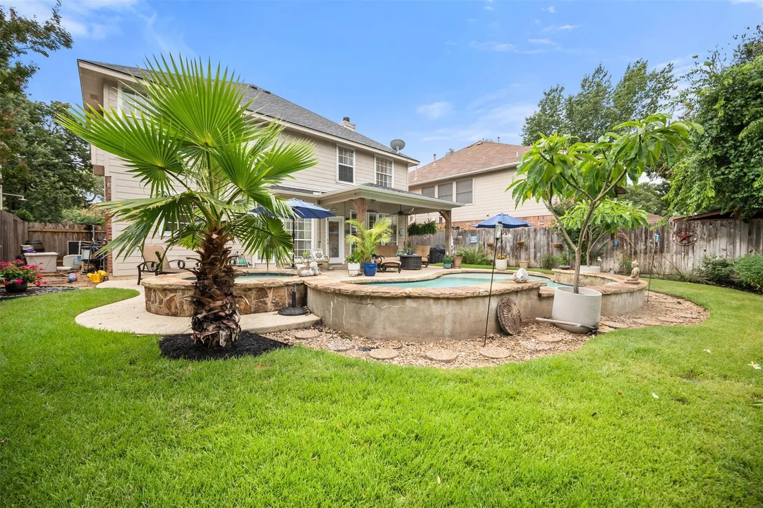 Photo of 1215 Boerne DR