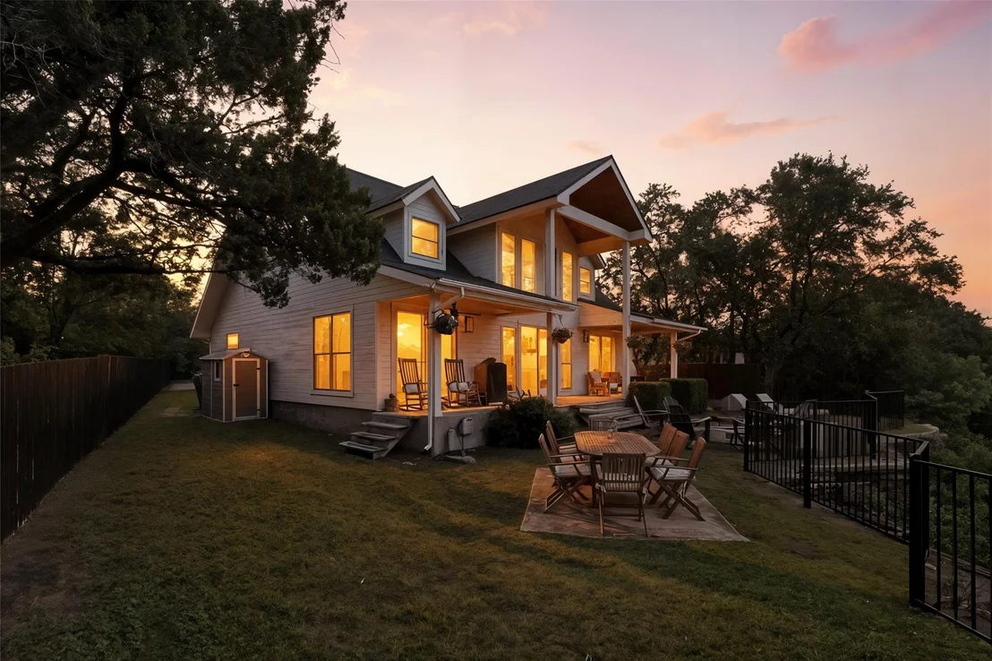 Photo of 11103 Lakeside DR